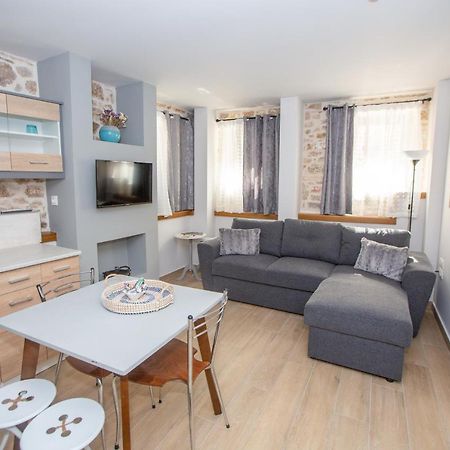 Οniro Comfort Living Ioánina Exterior foto