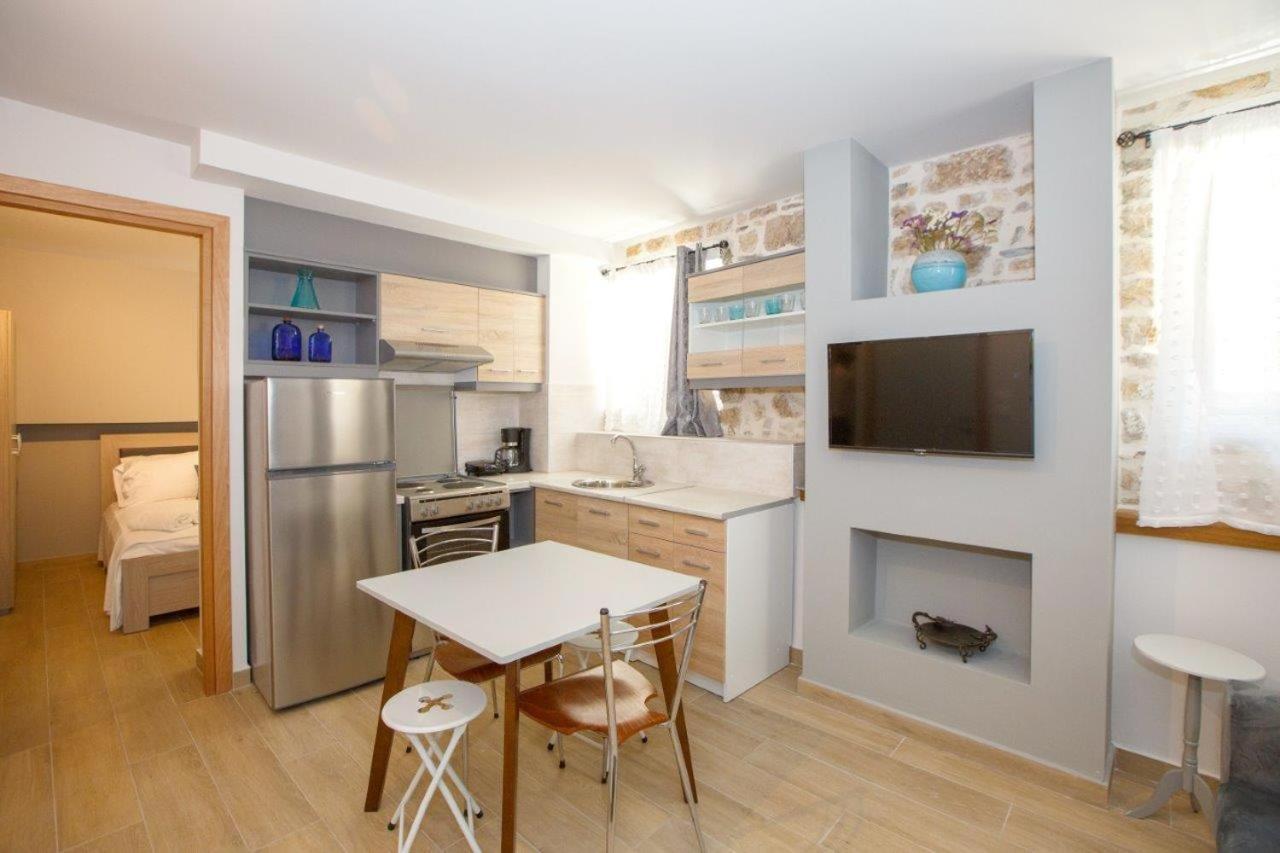 Οniro Comfort Living Ioánina Exterior foto