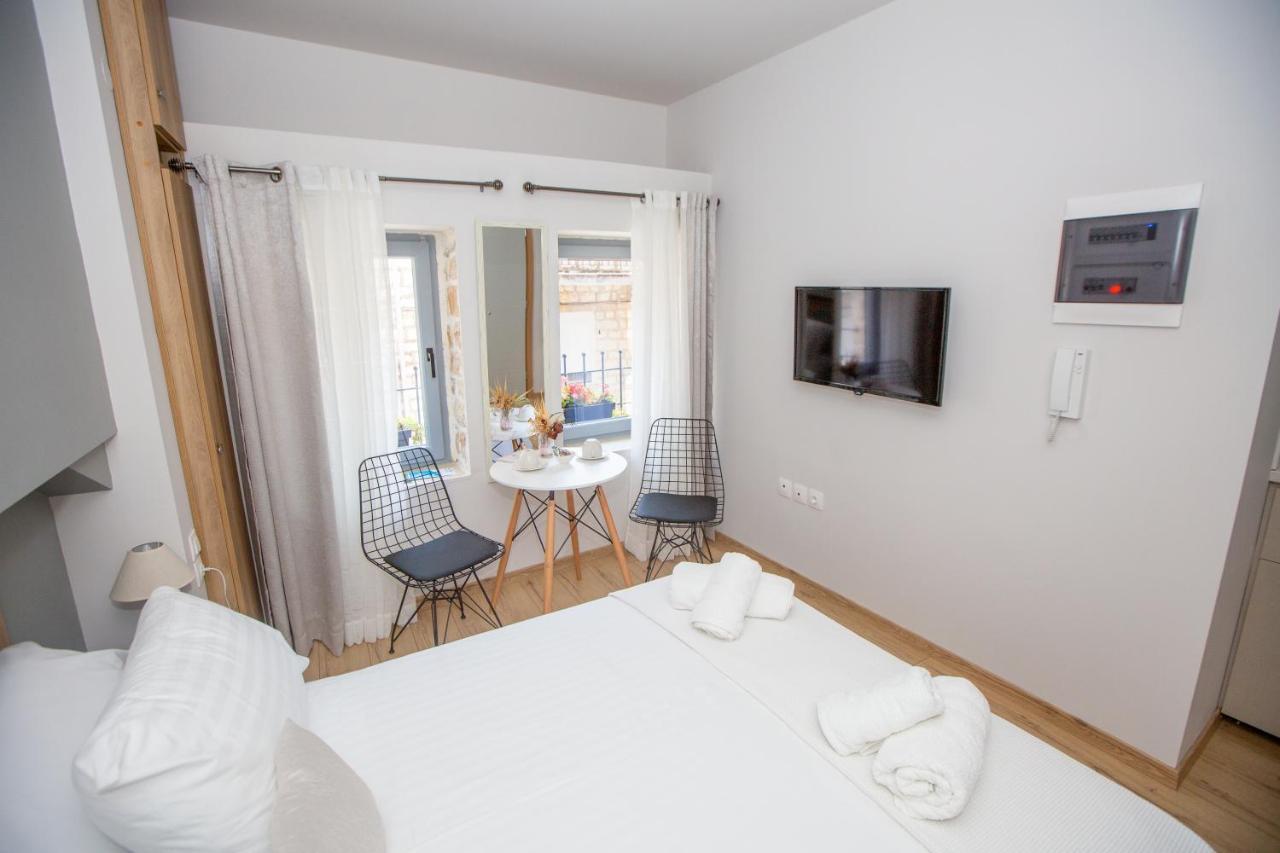 Οniro Comfort Living Ioánina Exterior foto